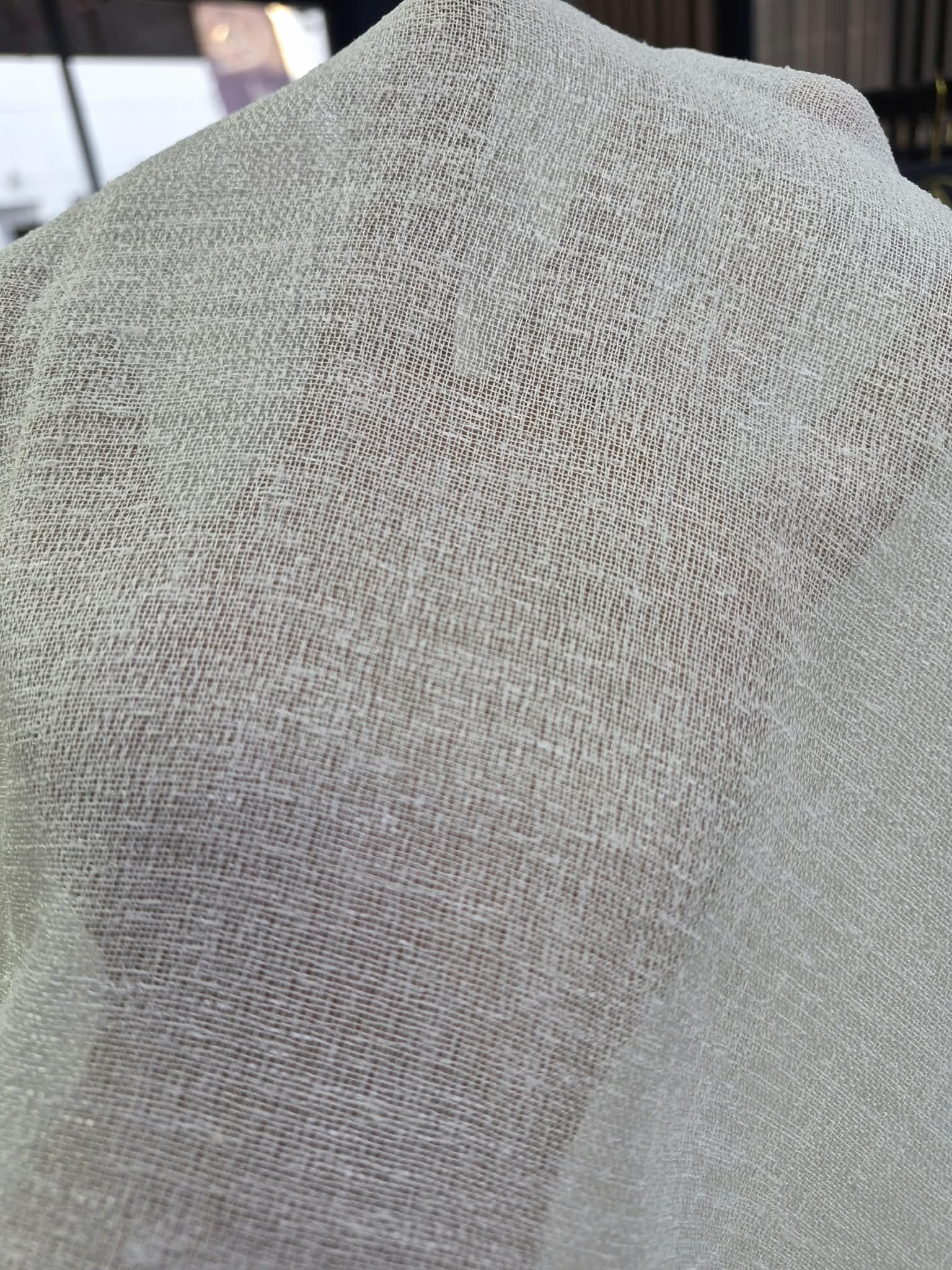 9100 Ekru